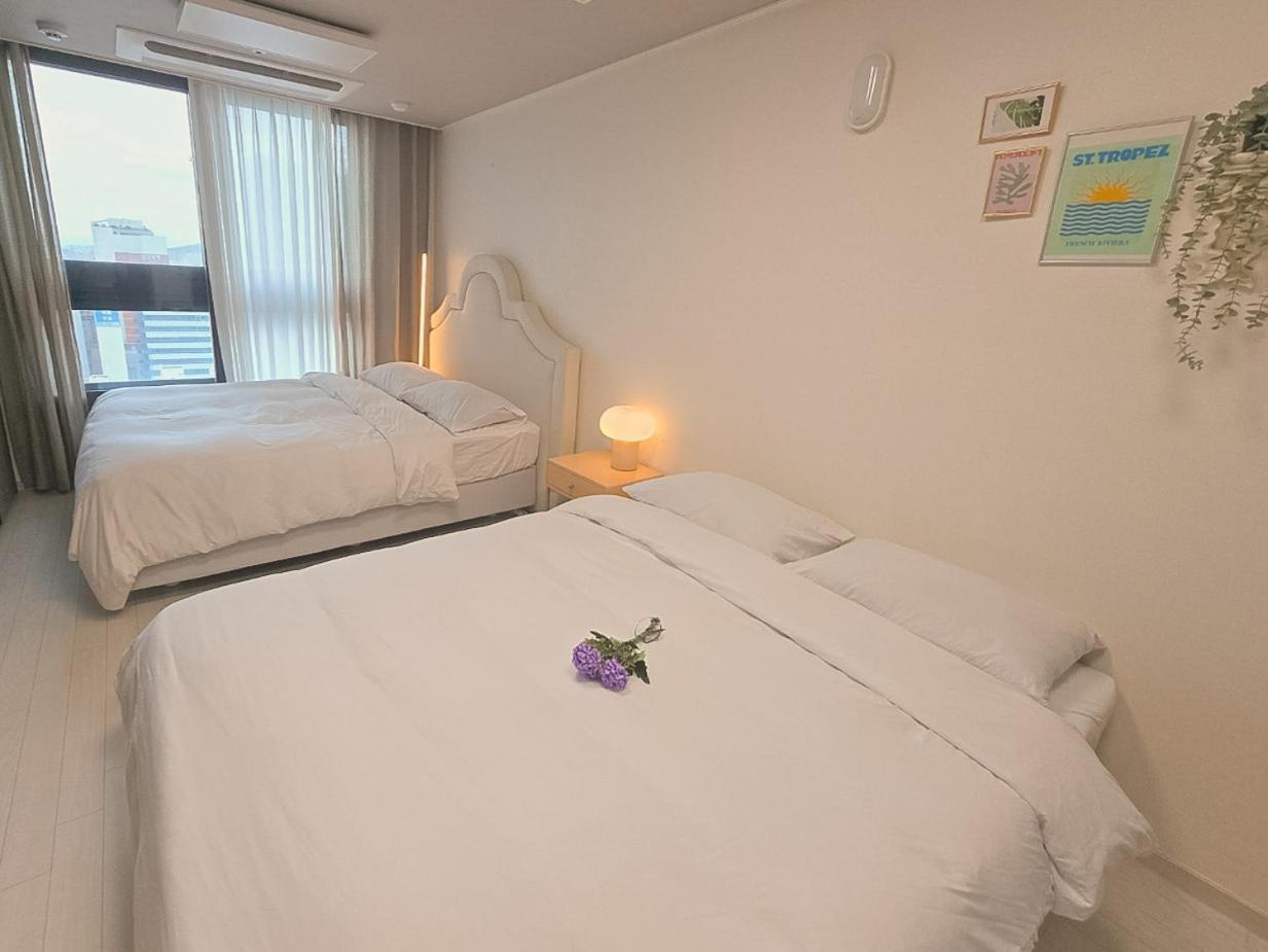 דאיגו Dongseongro Dsr&U Hotel Room מראה חיצוני תמונה