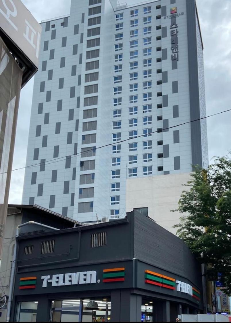 דאיגו Dongseongro Dsr&U Hotel Room מראה חיצוני תמונה