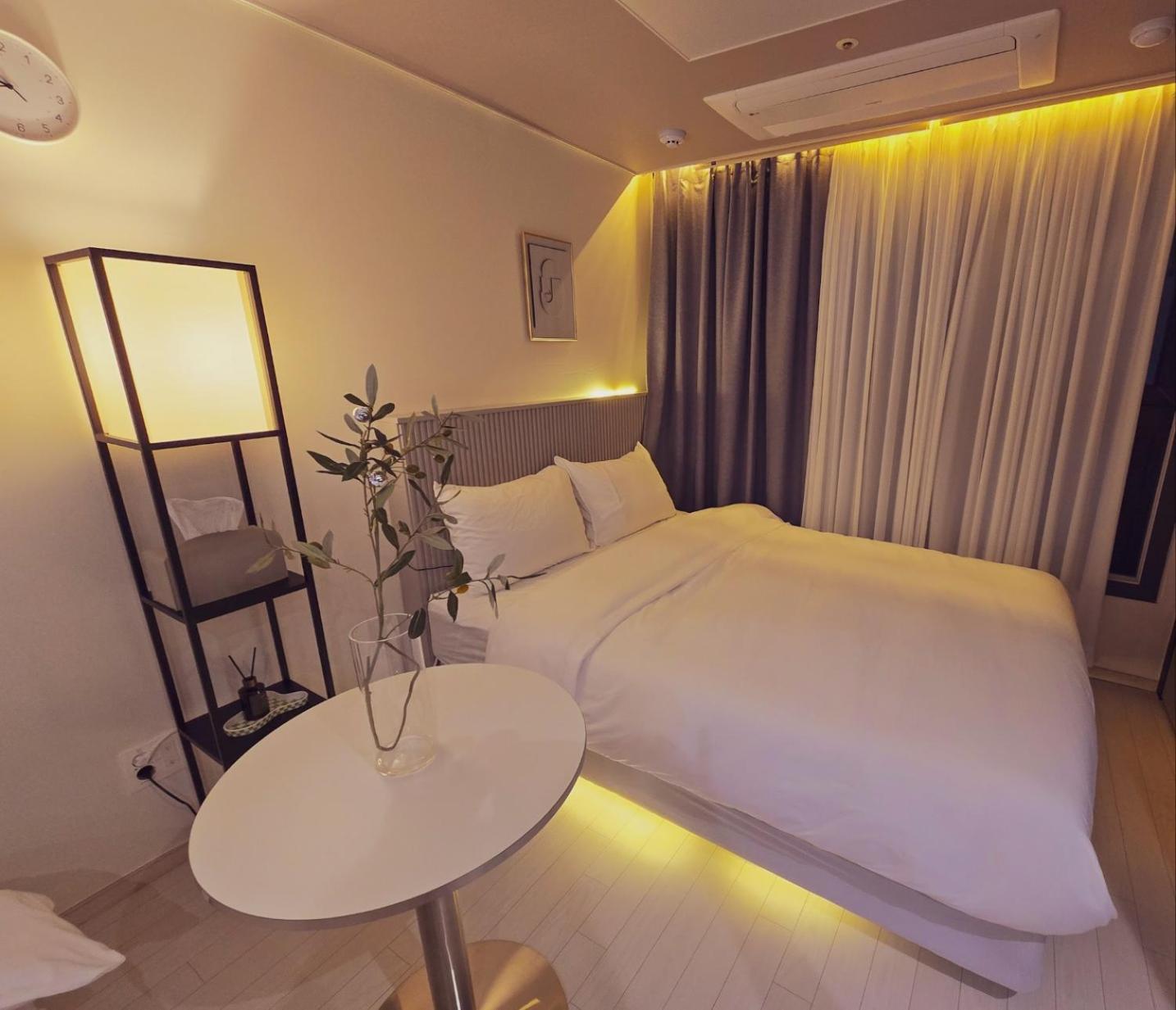 דאיגו Dongseongro Dsr&U Hotel Room מראה חיצוני תמונה
