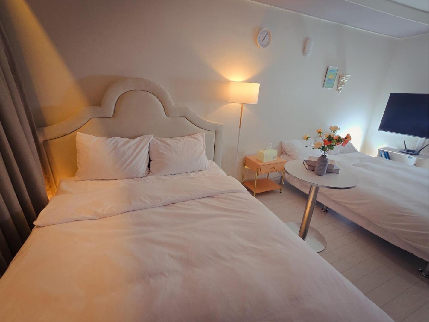 דאיגו Dongseongro Dsr&U Hotel Room מראה חיצוני תמונה