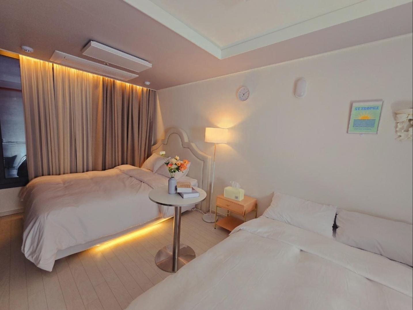 דאיגו Dongseongro Dsr&U Hotel Room מראה חיצוני תמונה